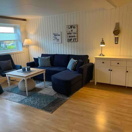 Romslig Med Kort Vei Til Flyplassen * Tromsø