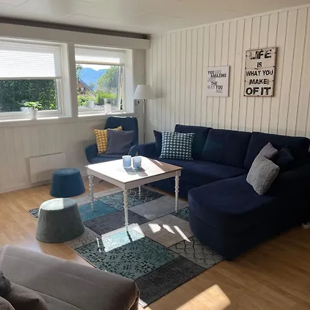 Apartmán Romslig Med Kort Vei Til Flyplassen