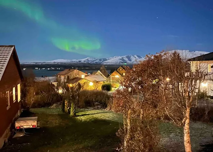 Romslig Med Kort Vei Til Flyplassen Tromsø