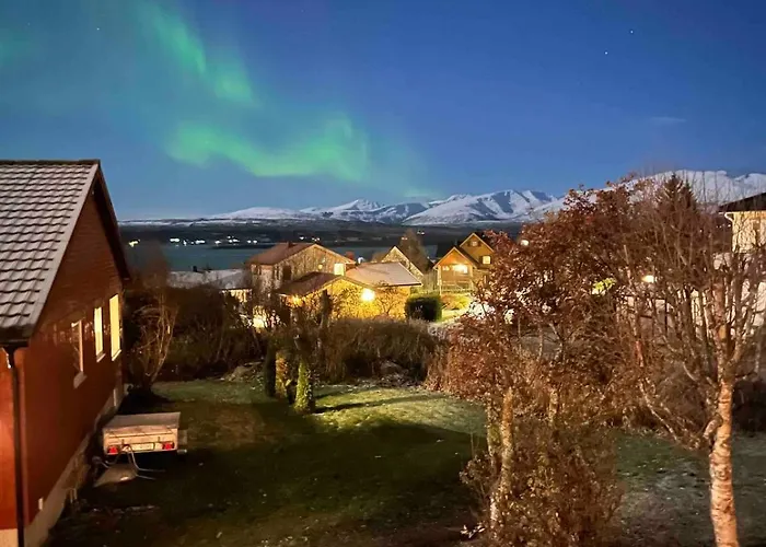 Romslig Med Kort Vei Til Flyplassen Apartamento