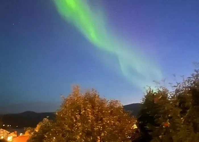 Romslig Med Kort Vei Til Flyplassen Apartamento *