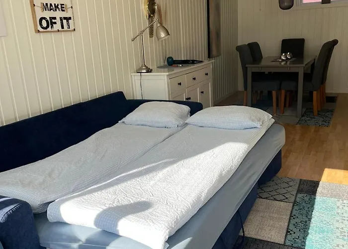 Romslig Med Kort Vei Til Flyplassen *